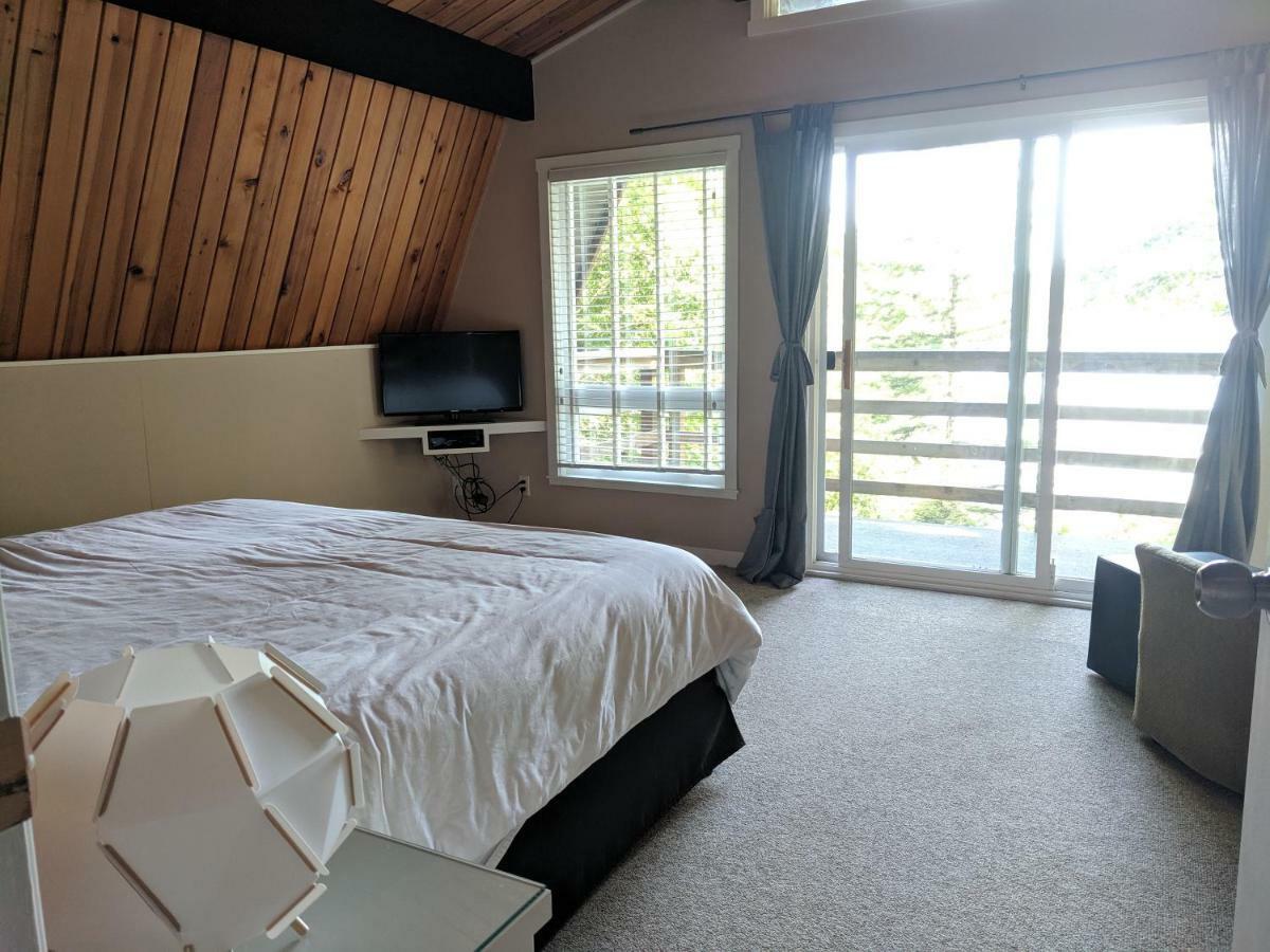 Gowlland Harbour Resort Heriot Bay Ngoại thất bức ảnh